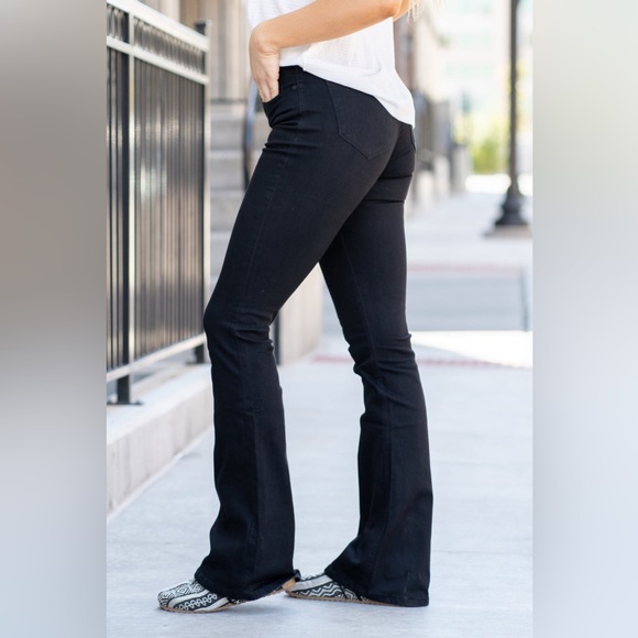 KanCan Black Flare Jeans Midrise Wide Leg NWT Last One! Size 24 - Picture 4 of 8